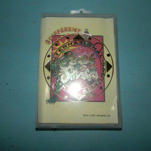 Stack N Smack Pogs Milkcaps Vintage 2-Metal International Kap